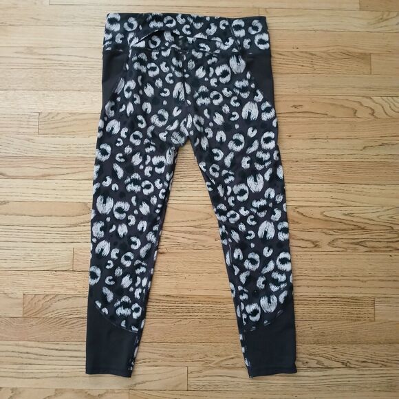 Under Armour Reebok 2 Pants Bundle XL Stretchy Leggings Jogger Sport Workout - Picture 6 of 13
